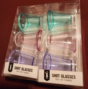 Typo New In Box 6 Colorful Plastic Shot Glasses